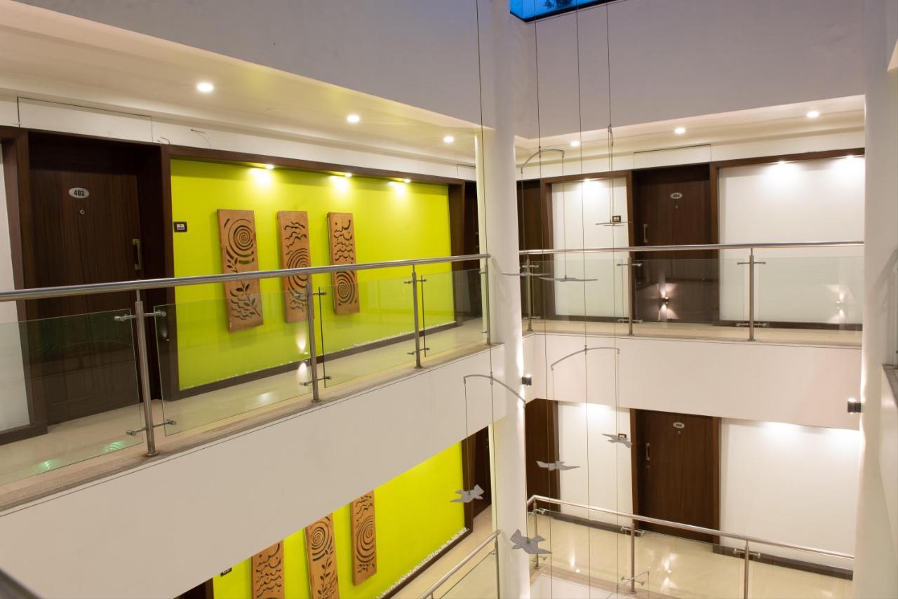 Hotel Monarch Montvert Pune