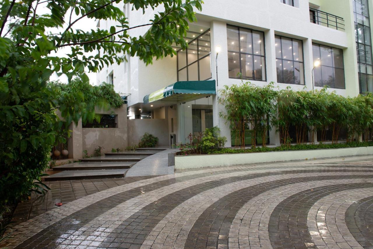 Monarch Montvert Hotel Pune