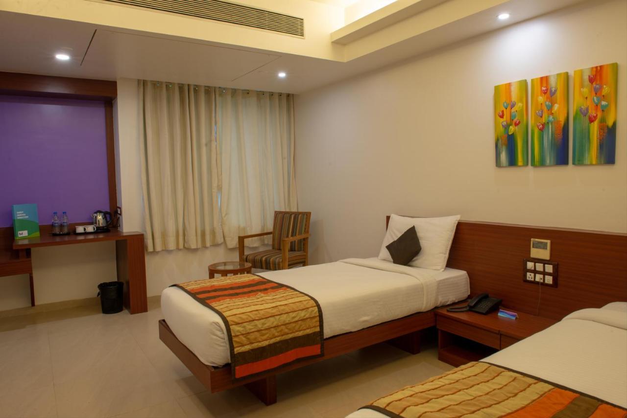 Monarch Montvert Hotel 3*